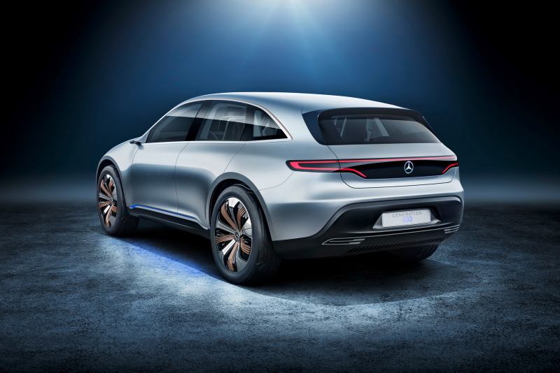 Illustration for article titled The 400 HP Mercedes-Benz EQ Is How Mercedes Will Take Over The World With Electricity